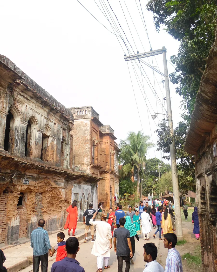 The abandoned merchant houses of Panam City